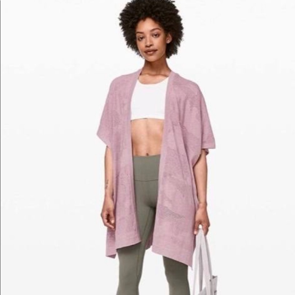 Lululemon women’s pink wrap cardigan - one size